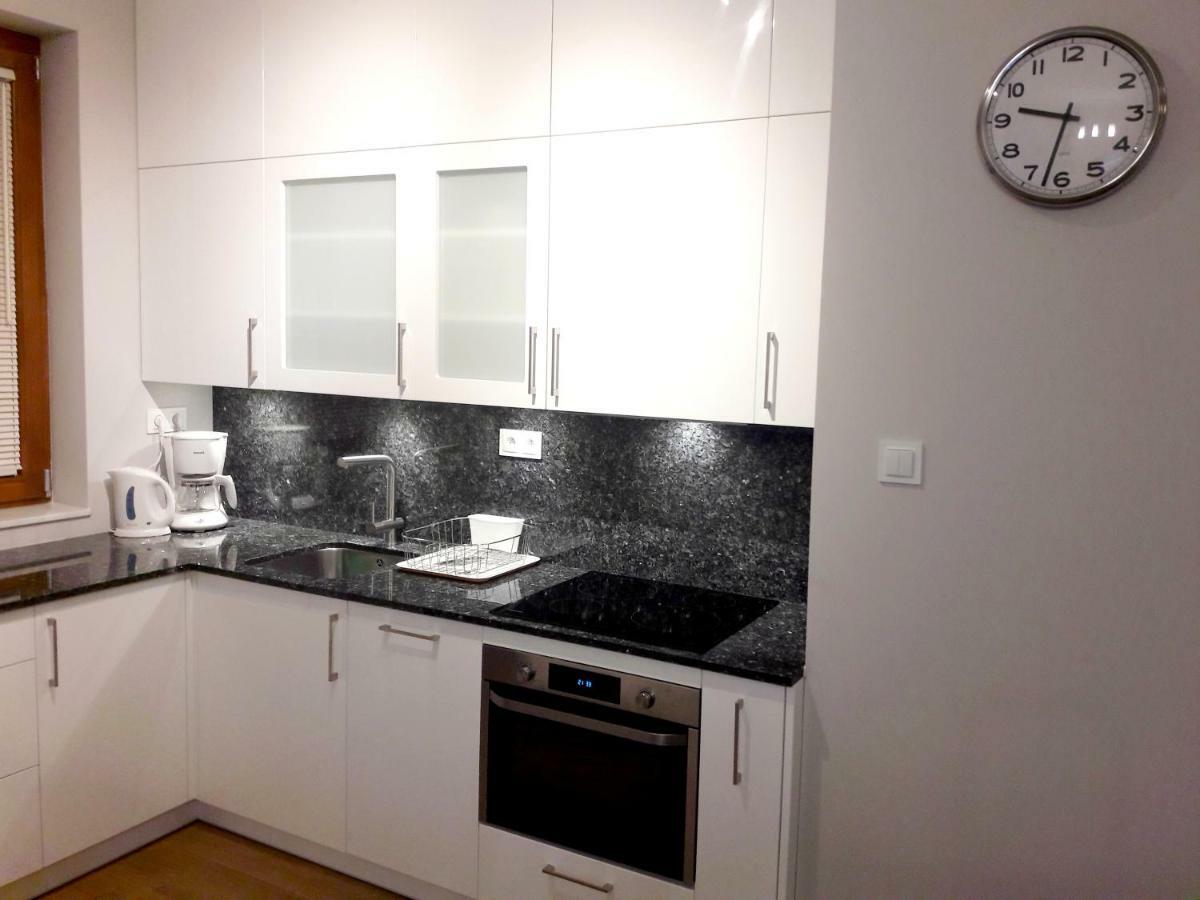 Ferienwohnung Modern & Quiet In Royal Wilanow With Netflix Warschau Exterior foto